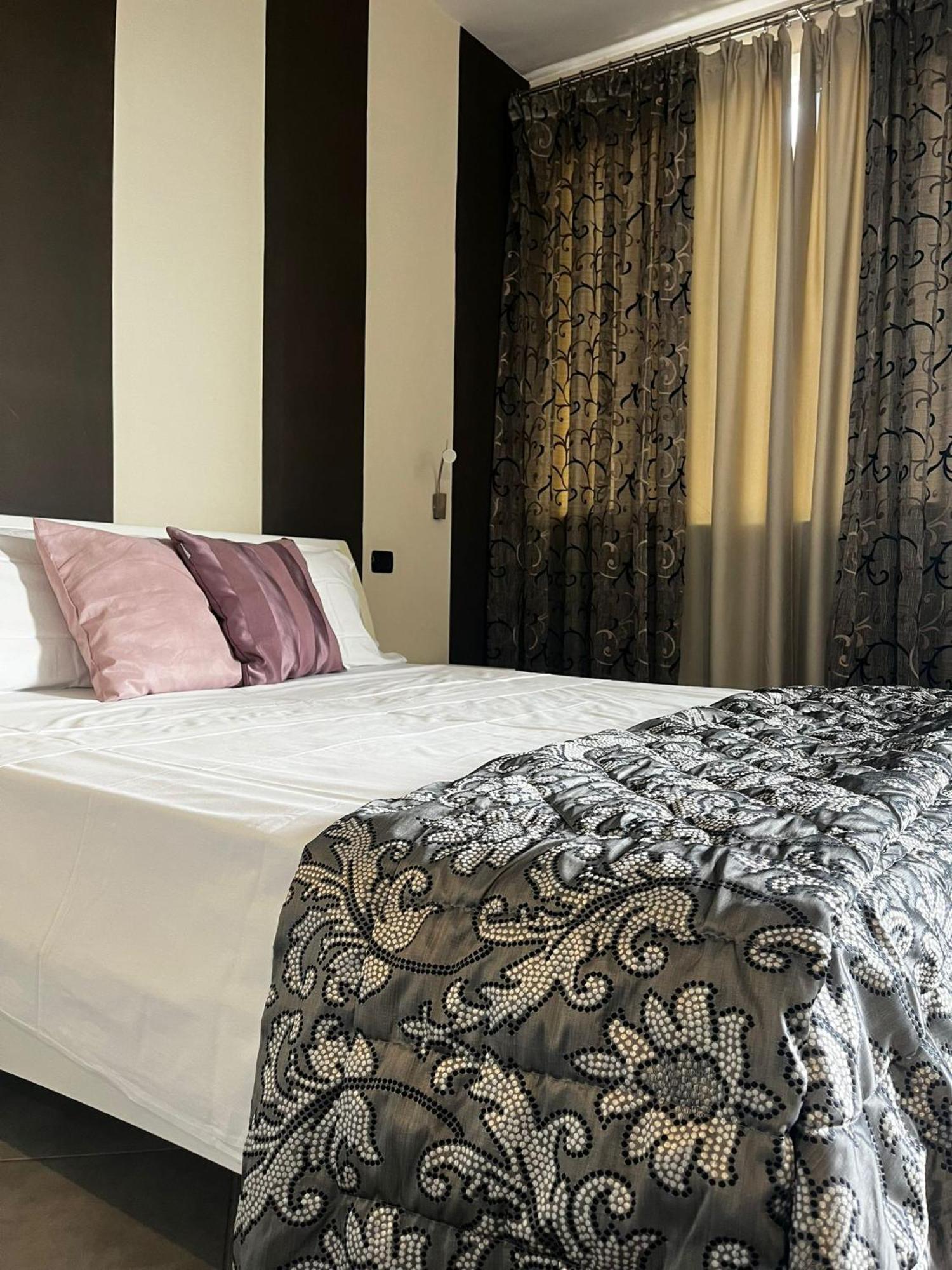 Hotel Saturday 팔마 캄파니아 외부 사진